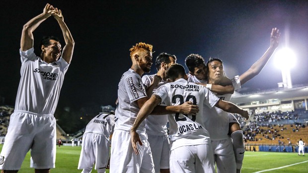 Comemoração do Santos contra o Vitória (Foto: Leandro Martins / Agência estado)