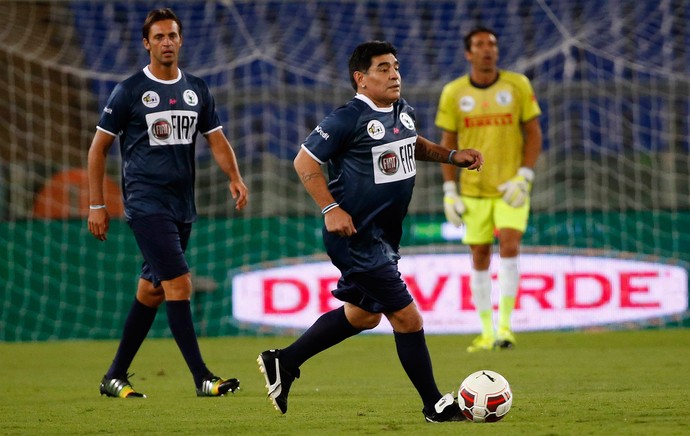 maradona amistoso roma (Foto: Reuters)