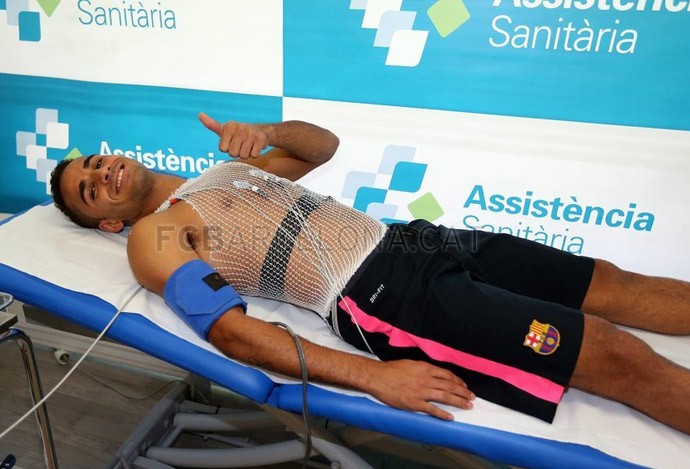 douglas barcelona (Foto: Site Oficial Barcelona)