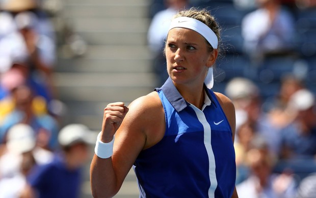 Azarenka sofre, mas consegue passar de fase no US Open (Foto: Reprodução/Facebook)