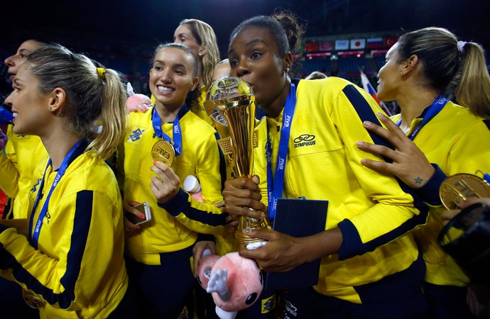 Vôlei feminino Brasil pódio (Foto: AP)