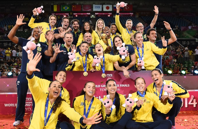 Brasil campeão pódio Grand Prix vôlei (Foto: AFP)