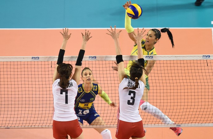 Brasil x Japão final Grand Prix vôlei Jaqueline Camila Brait (Foto: Divulgação/FIBV)