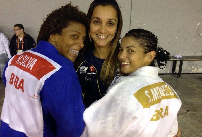 sarah menezes e rafaela silva back number grand slam de paris judo (Foto: Reprodução/Facebook)