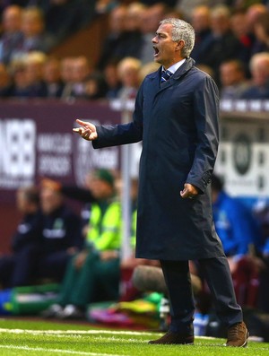 Mourinho, Burnley X Chelsea (Foto: Getty Images)