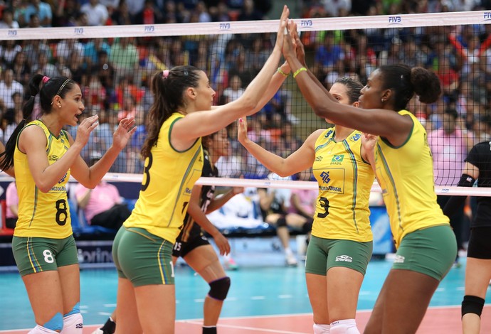 sheila fabiana brasil x tailandia volei (Foto: Divulgação/FIVB)