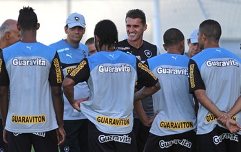 Mancini treino Botafogo (Foto: Vitor Silva / SSPress)