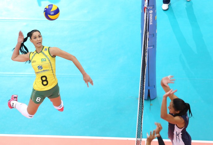 jaqueline brasil x eua volei (Foto: Divulgação/FIVB)