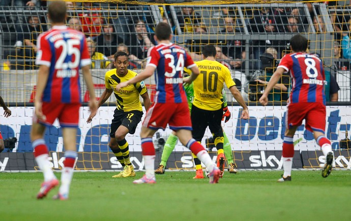 Mkhitaryan borussia dortmund gol bayern de Munique Supercopa (Foto: Agência Reuters)