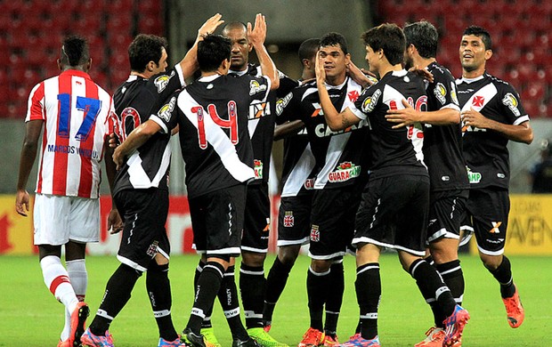 Dakson comemoração no jogo Vasco x Náutico (Foto: Marcelo Sadio / Site Oficial do Vasco)