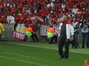 Abel Braga viu Inter ganhar na sabedoria após ser pressionado no começo do jogo (Foto: Diego Guichard/GloboEsporte.com)