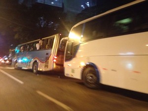 onibus torcida palmeiras  (Foto: GloboEsporte.com)