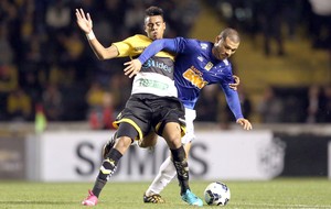 Gustavo e Nilton - Criciúma e Cruzeiro (Foto: Getty Images)