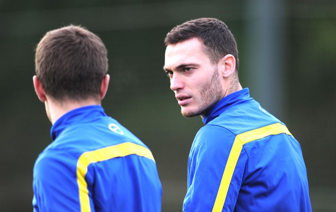 Treino Arsenal Vermaelen (Foto: Getty Images)