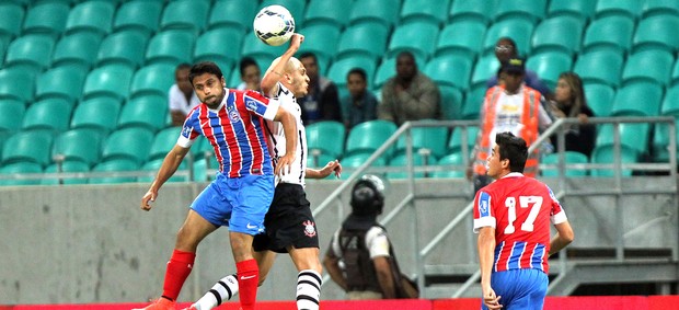 Maxi Biancucchi Bahia e Corinthians (Foto: Felipe Oliveira / Vipcomm)