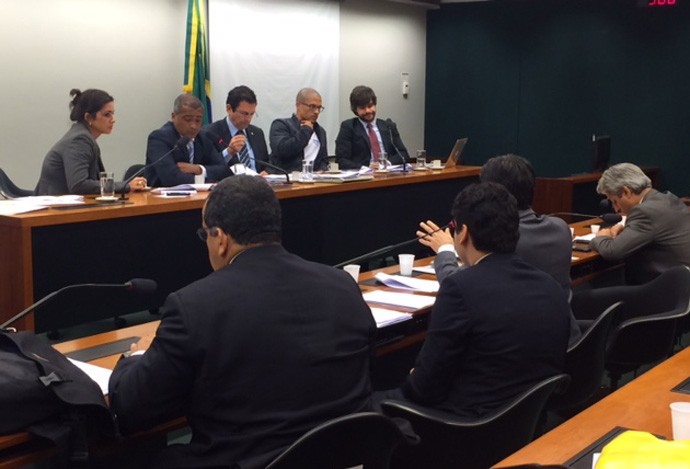 Bom Senso se reúne parlamentares na Câmara dos Deputados (Foto: Fabrício Marques)