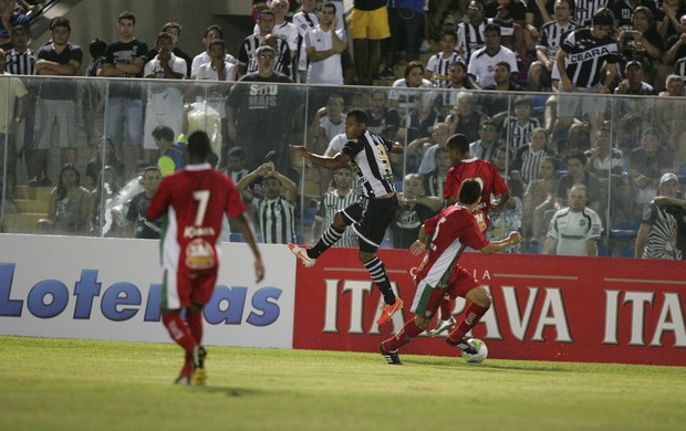 Ceará, Boa Esporte, Série B, PV (Foto: Kid Júnior / Agência Diário)