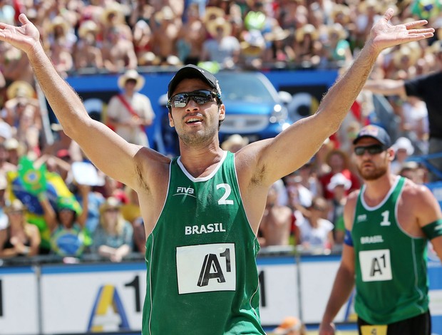 vôlei de praia Alison e Bruno Schmidt Klagenfurt (Foto: Divulgação)