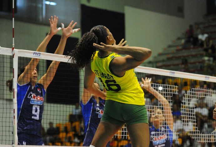 vôlei Fernanda Garay Brasil e Itália grand Prix (Foto: FIVB)