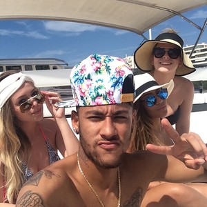 Neymar em Ibiza (Foto: Instagram)