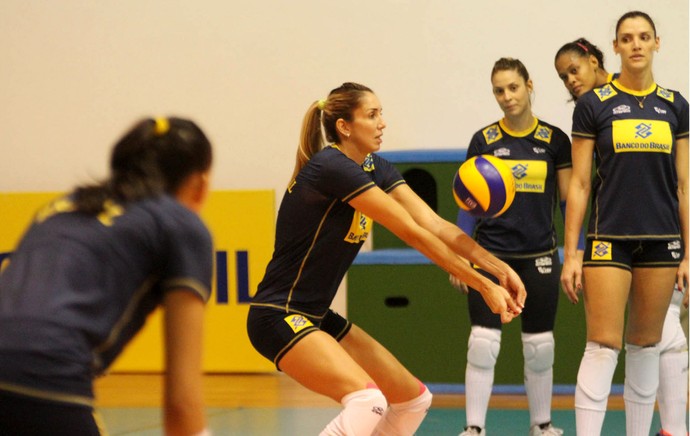 Thaisa Treino Seleção Brasileira Feminina de Vôlei (Foto: CBV)