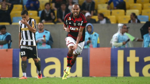 Alecsandro gol Flamengo x Botafogo (Foto: André Durão / Globoesporte.com)