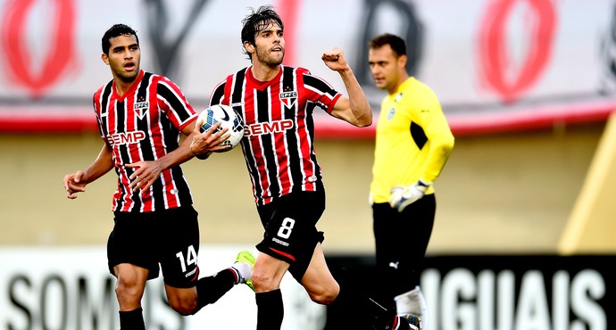 Kaká gol jogo Goiás x São Paulo (Foto: Buda Mendes / Getty Images)