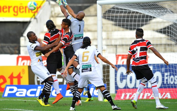 santa cruz x ceará (Foto: Aldo Carneiro / Pernambuco Press)