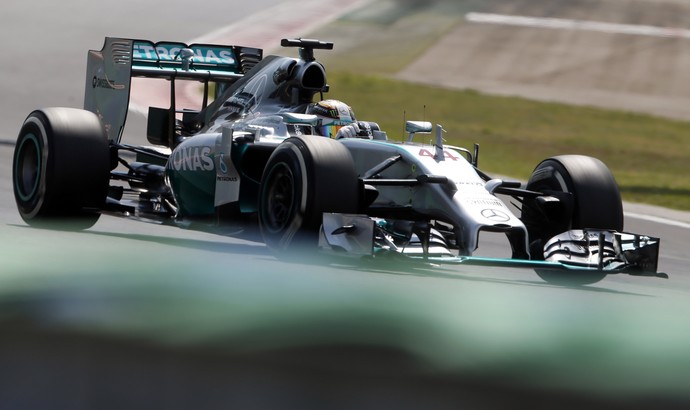 Lewis Hamilton, treino GP da Hungria (Foto: Reuters)