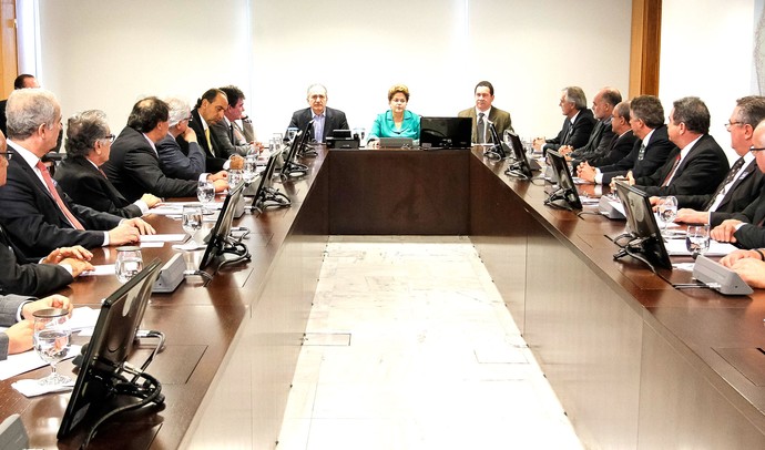 dilma com dirigentes dos clubes (Foto: Roberto Stuckert Filho / PR)