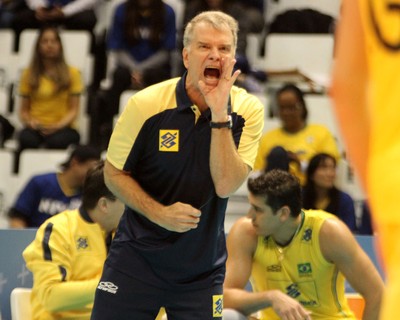 bernardinho Brasil x Irã volei   (Foto: Divulgação/FIVB)