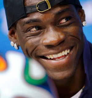 balotelli italia (Foto: Reuters)