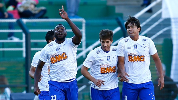 Manoel Cruzeiro gol Palmeiras (Foto: Mauro Horita / Globoesporte.com)