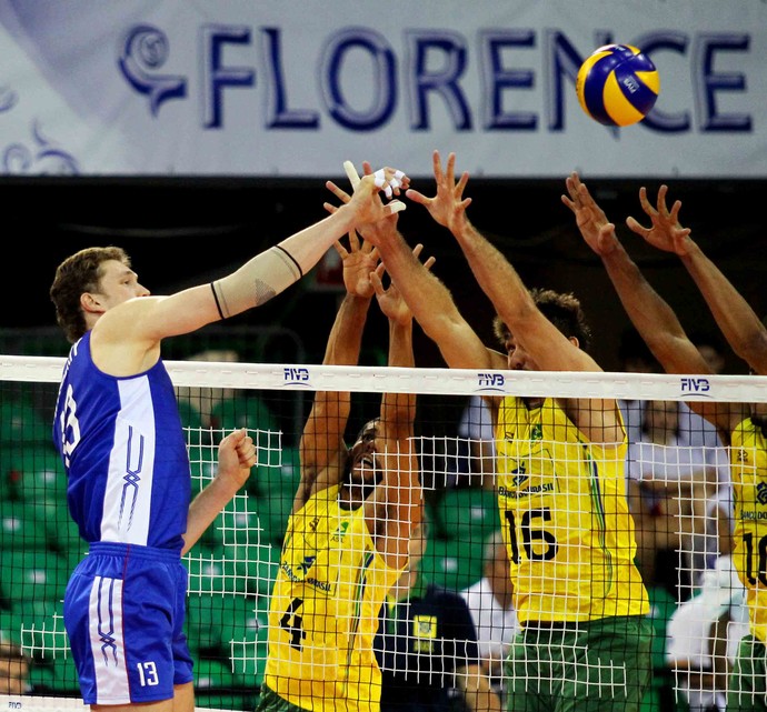 Brasil x Rússia - fase final Liga Mundial de vôlei (Foto: FIVB)