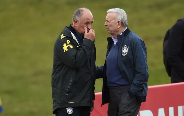 Felipão e Marin no treino da Seleção Brasileira