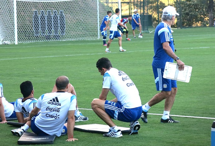 Alejandro Sabella Treino Argentina (Foto: Raphael Zarko)