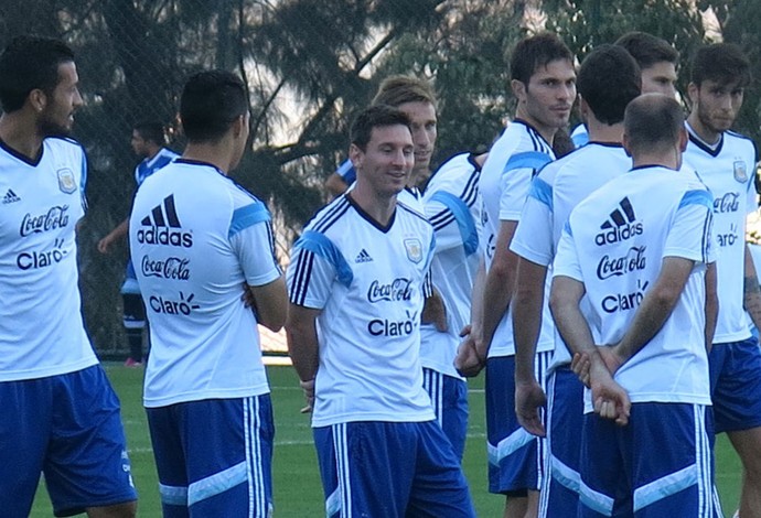 Messi Argentina treino (Foto: Raphael Zarko)