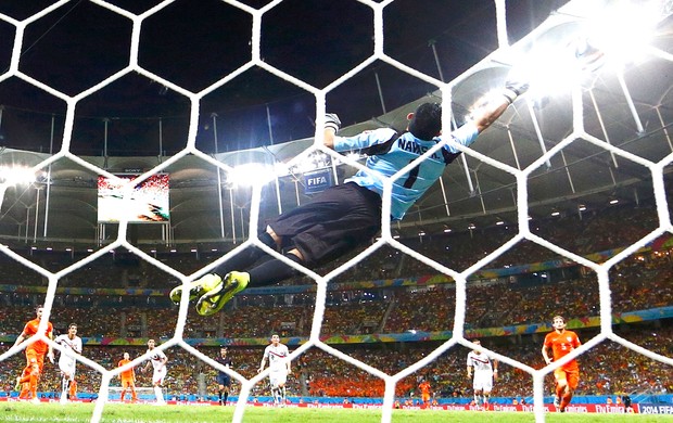 Keilor Navas goleiro jogo Costa Rica x Holanda (Foto: Reuters)