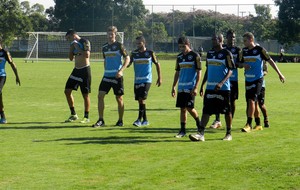 jogadores botafogo treino (Foto: Raphael Bózeo)