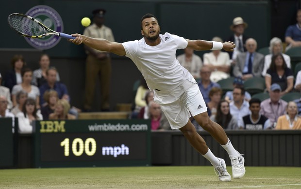 Jo-Wilfried Tsonga x Novak Djokovic Wimbledon (Foto: Reuters)