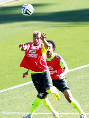 neymar treino seleção brasileira (Foto: Jefferson Bernardes/Vipcomm)