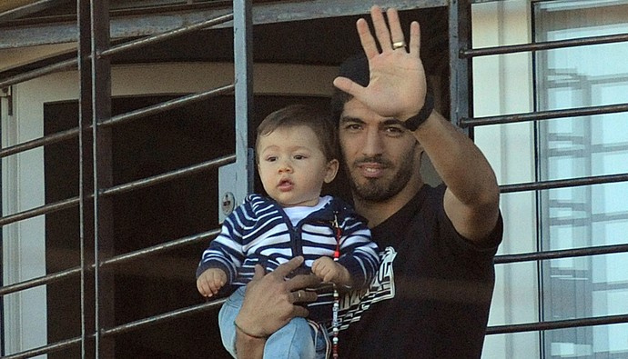 suarez varanda casa uruguai (Foto: AFP)