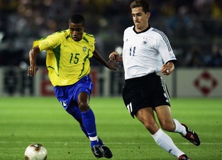 Kleberson e Klose, Brasi x Alemanha Copa do mundo 2002 (Foto: Getty Images)