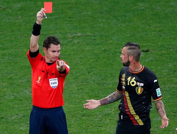 Steven Defour Belgica x Coreia (Foto: Reuters)