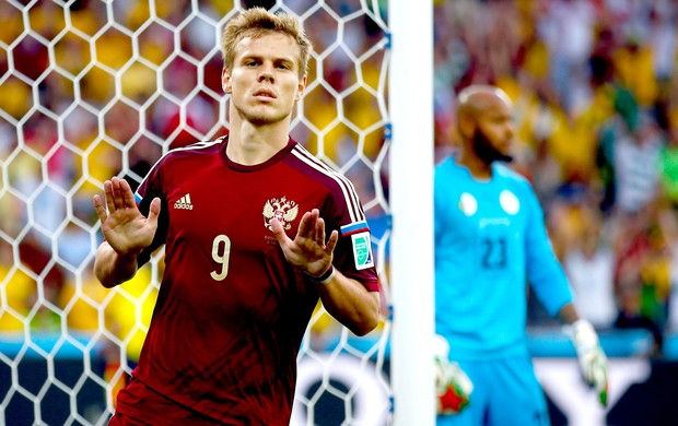 Alexander Kokorin comemoração jogo Argélia x Rússia (Foto: Getty Images)