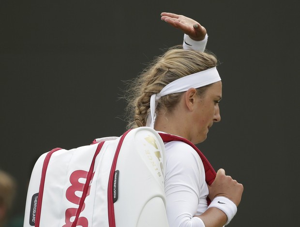 victoria azarenka perde em wimbledon (Foto: Reuters)