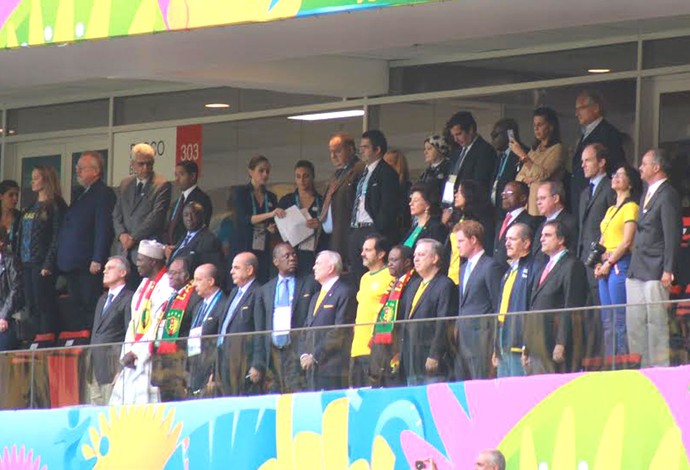 Princípe Harry no jogo Brasil x Camarões (Foto: Thiago Lavinas)