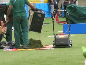 Gramado Maracanã após jogo Bélgica x Rússia (Foto: Cíntia Barlem)