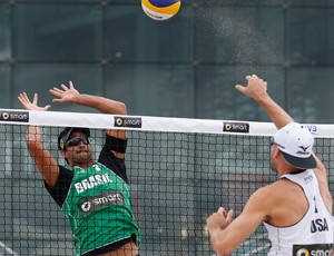 vôlei de praia Ricardo etapa de Berlim (Foto: FIVB)