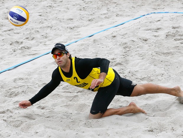 vôlei de praia Bruno Schmidt etapa de Berlim (Foto: FIVB)